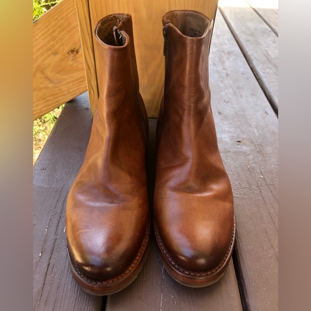 Frye Veronica Boots- Women’s size 10 B - side zip